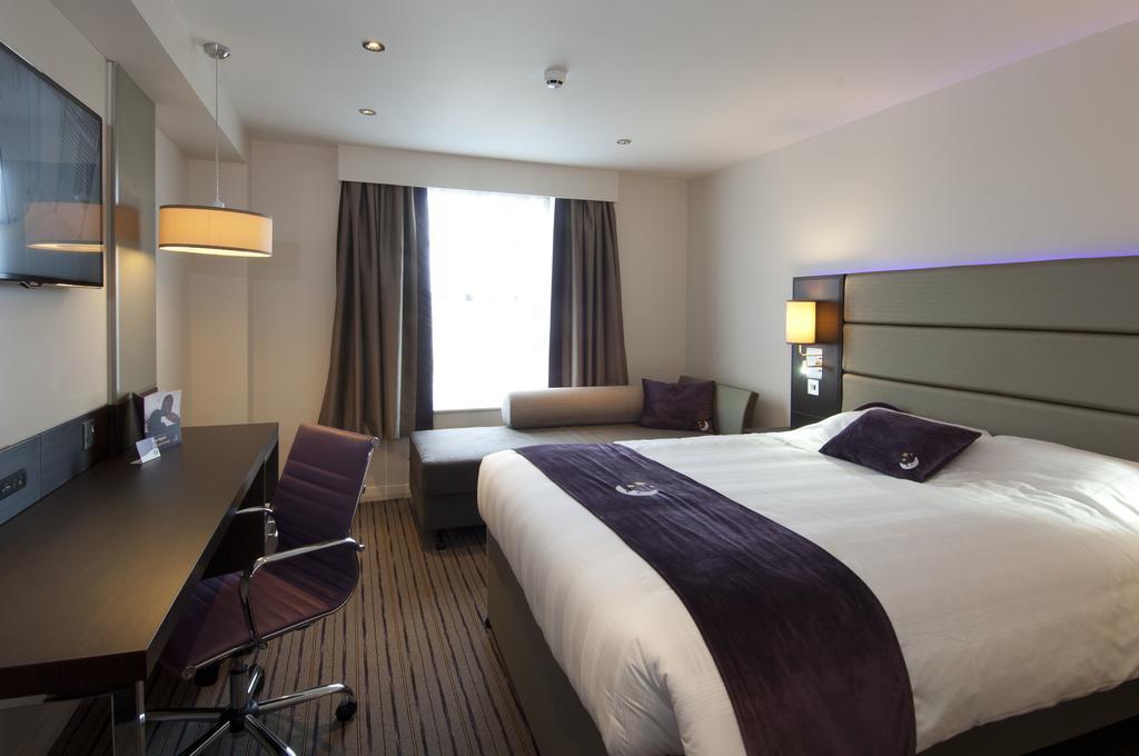 Premier Inn Inverness East 객실 사진