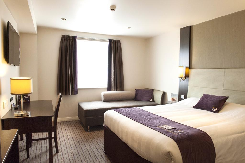 Premier Inn Inverness East 외부 사진