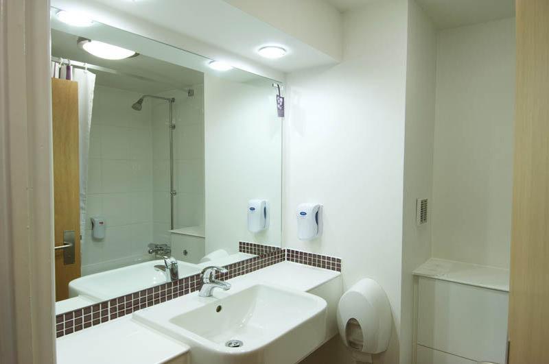 Premier Inn Inverness East 외부 사진