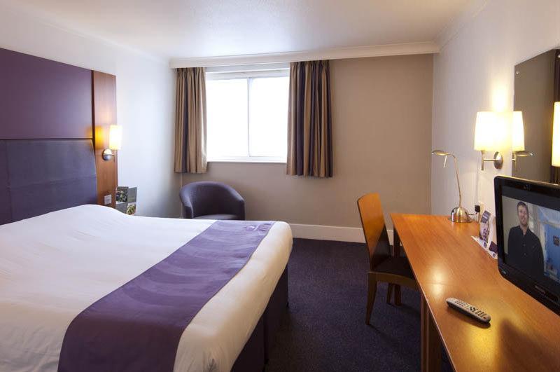 Premier Inn Inverness East 외부 사진